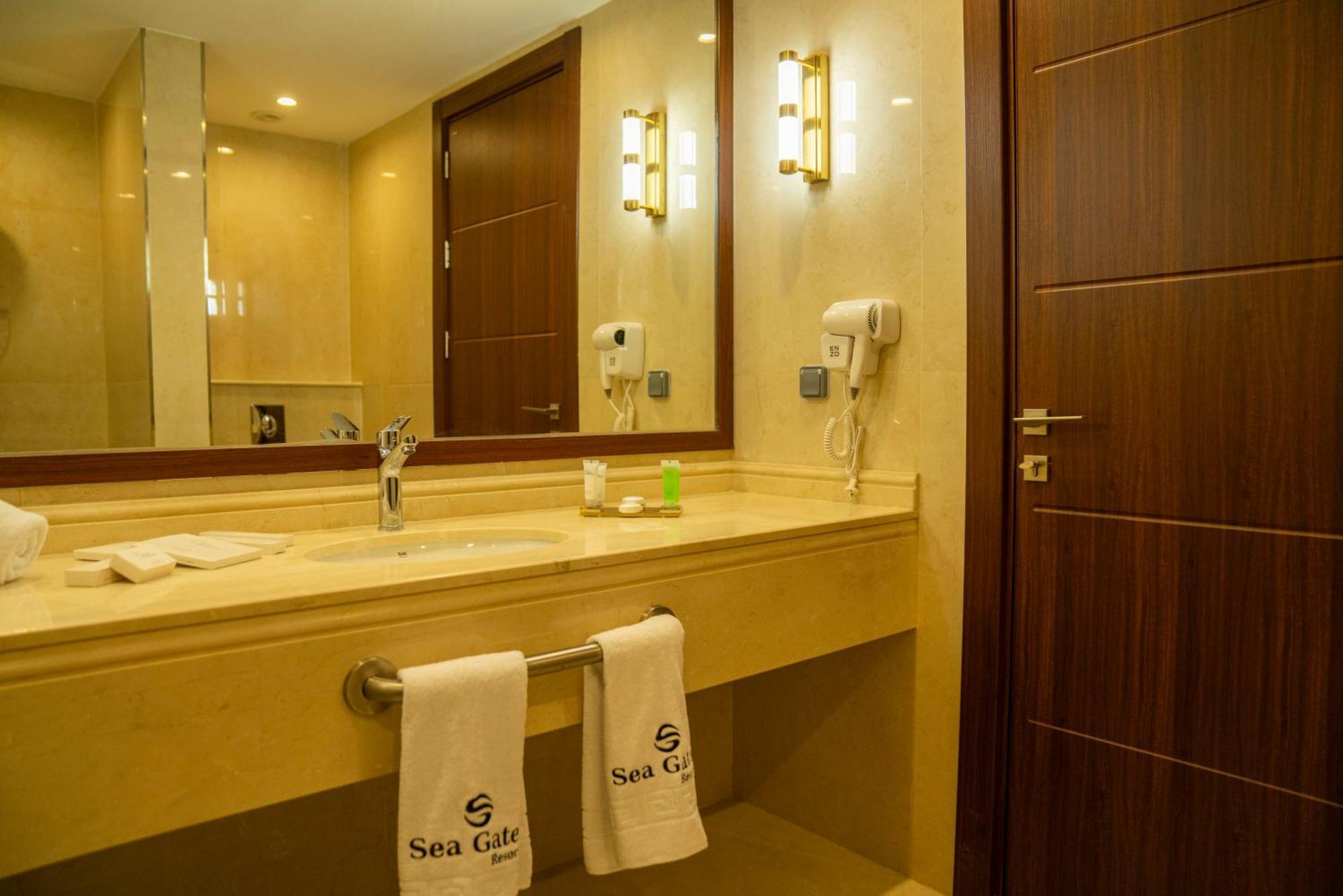 Sea Gate Resort Sweimeh Dış mekan fotoğraf